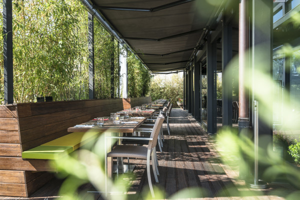 Brasserie chic et décontractée